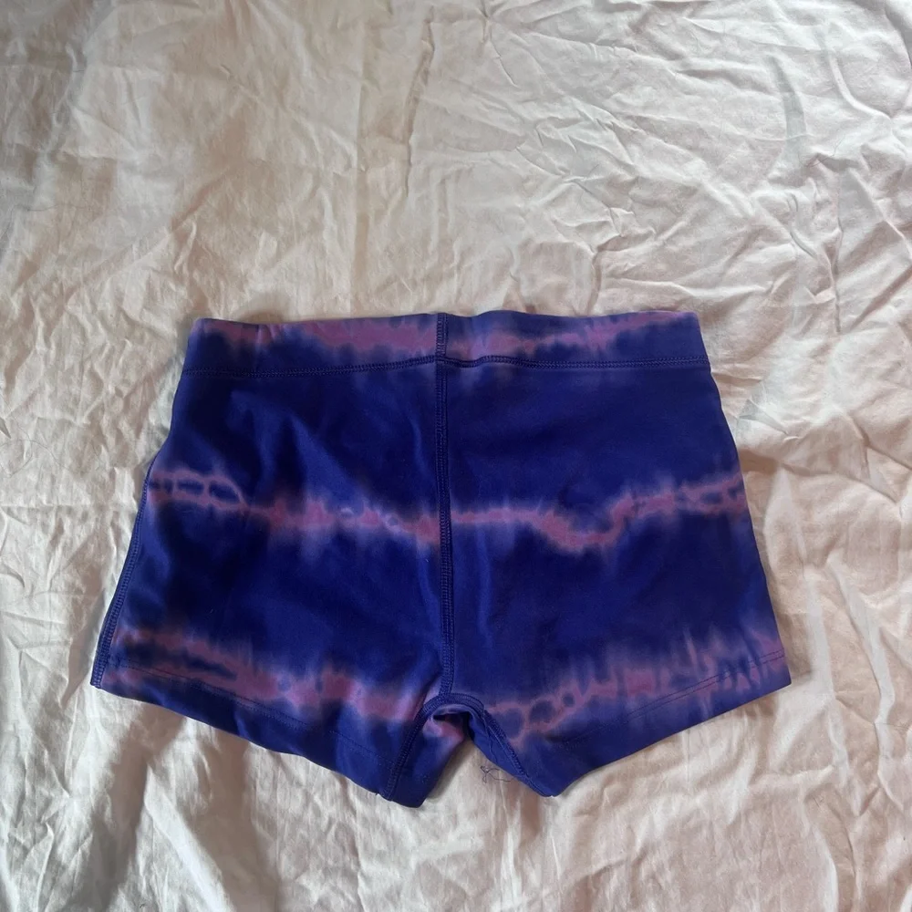 New Balance Women's Tie-Dye Short Workout Spandex - Purple and Pink